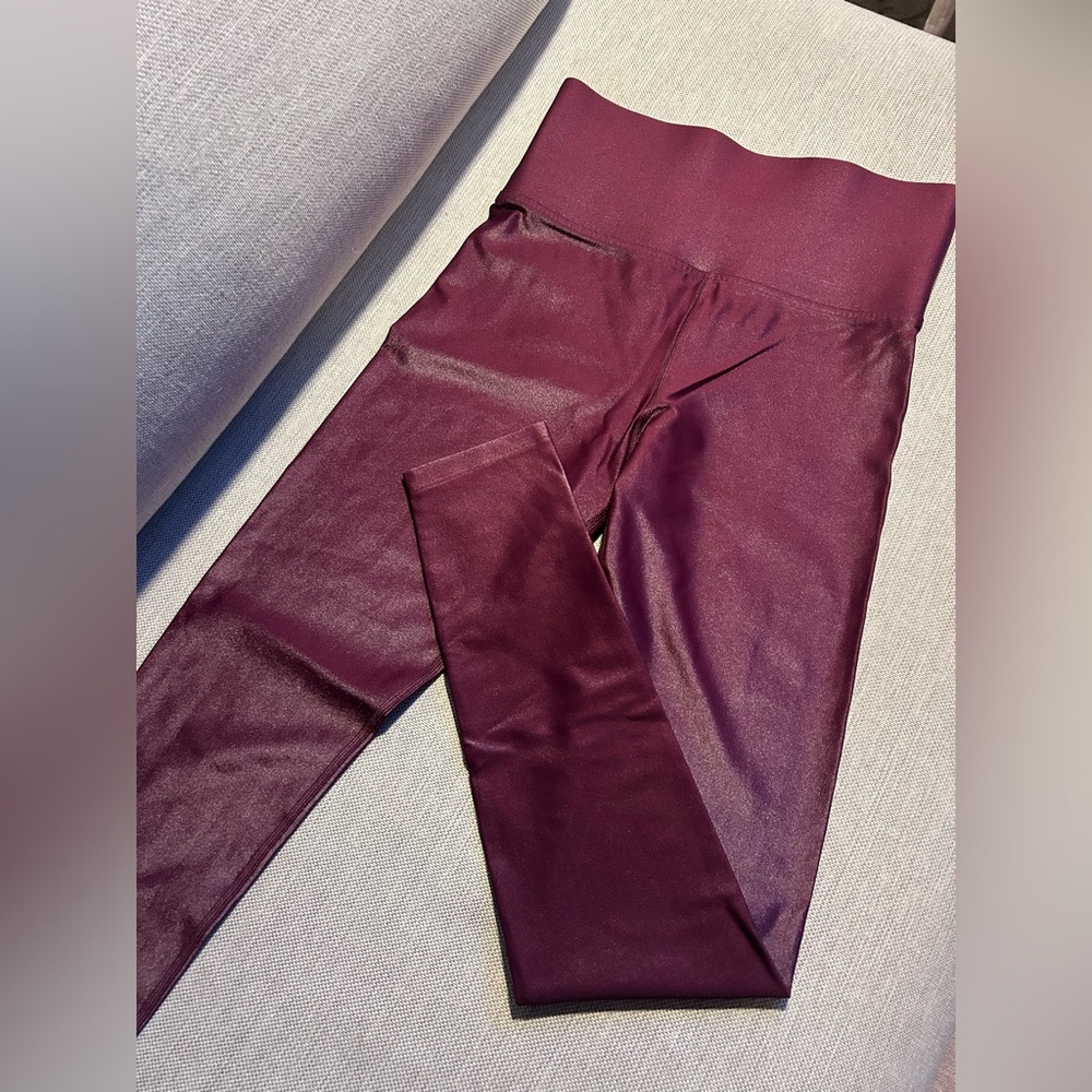 NWOT Carbon38 Takara Shine Leggings